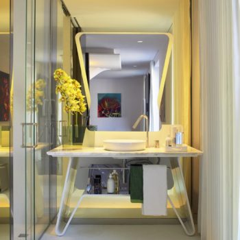 Room Bathrooom